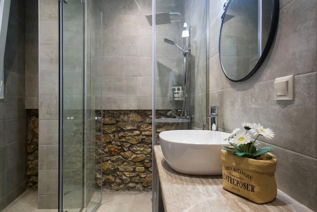Special Studio In The Heart Of Athens! Exterior foto